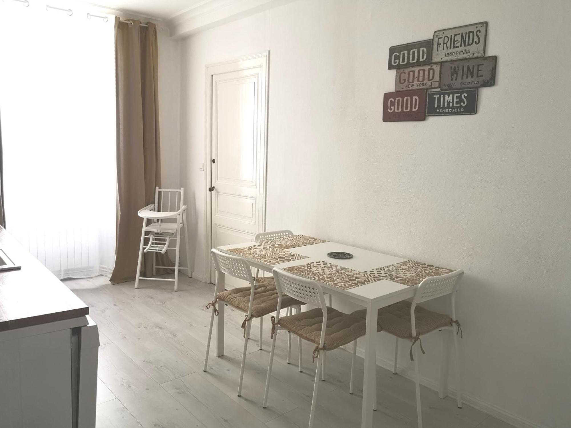 Vila La Demeure Des Artistes - Quartier Historique Saintes Exteriér fotografie