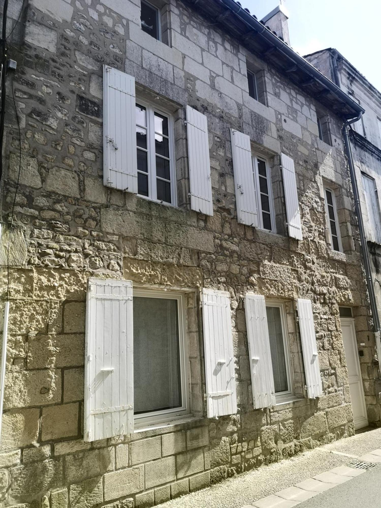 Vila La Demeure Des Artistes - Quartier Historique Saintes Exteriér fotografie